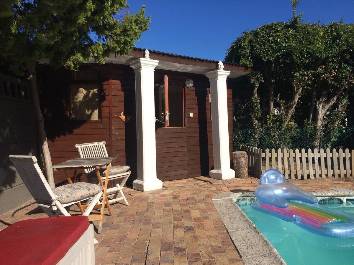 Leo'S Den Bed and Breakfast Fish Hoek Exteriör bild